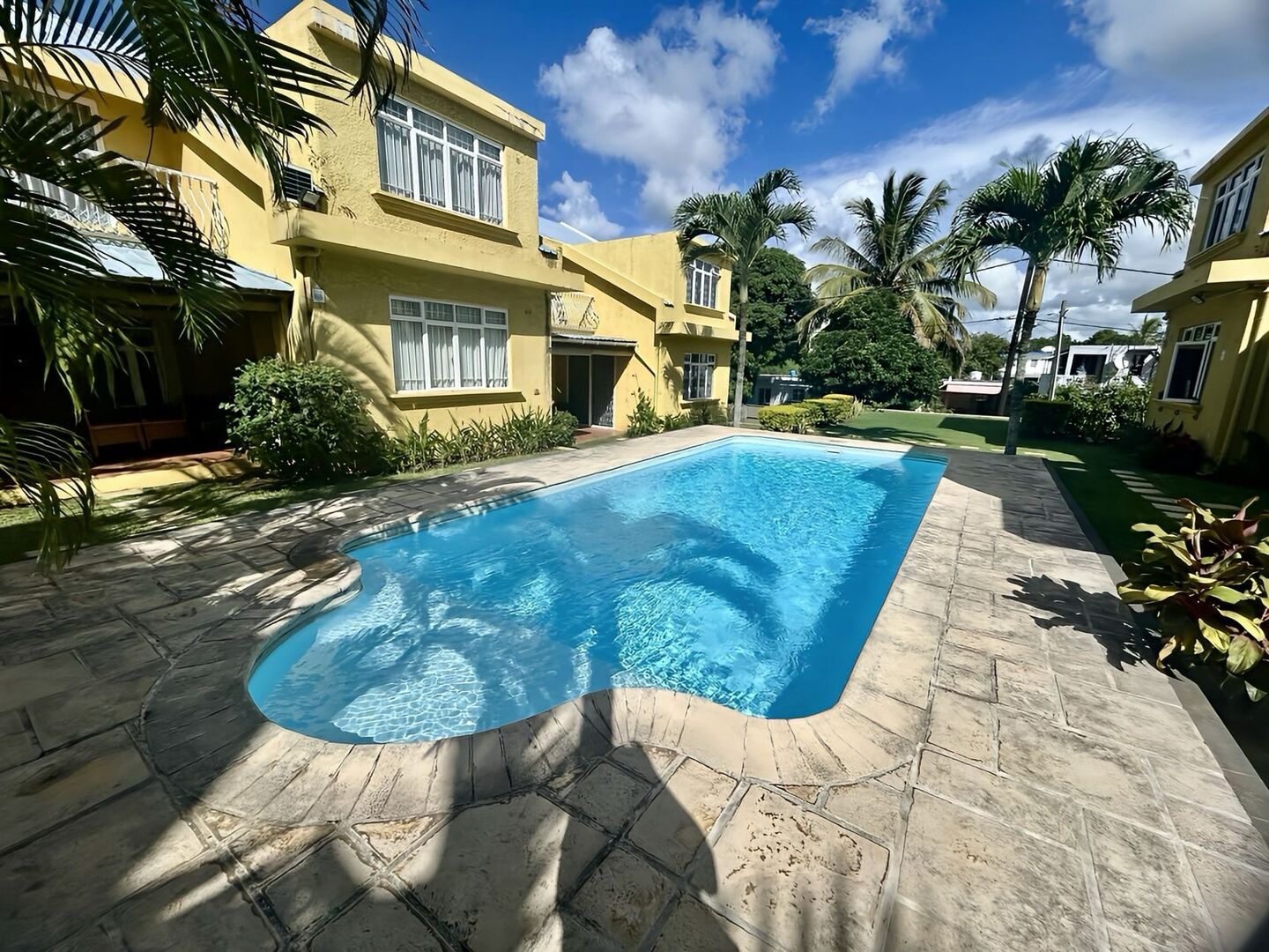 FOR SALE – BEAUTIFUL HOUSE IN GRAND BAIE-QUIET RESIDENCE -NORTH – Grand Baie