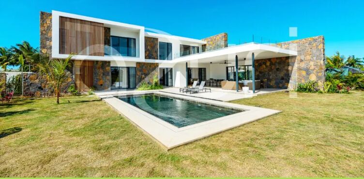 4-BEDROOM VILLA – GOLF VIEW – PRIVATE POOL - AZURI - NORTH – Haute Rive