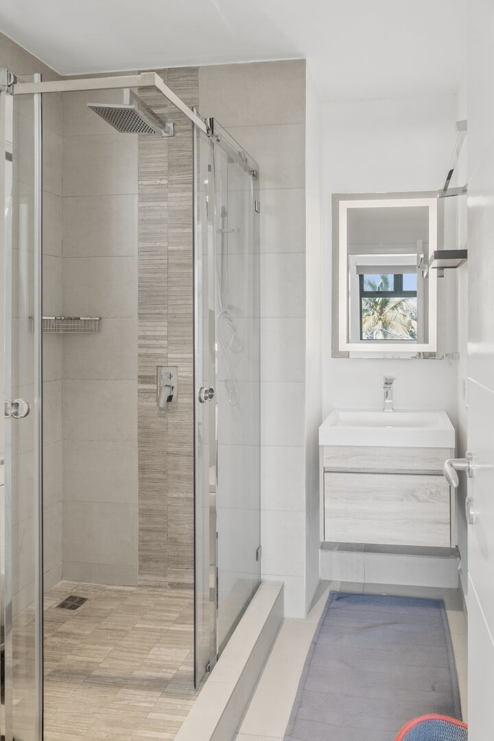 3rd Bathroom 2  Copy