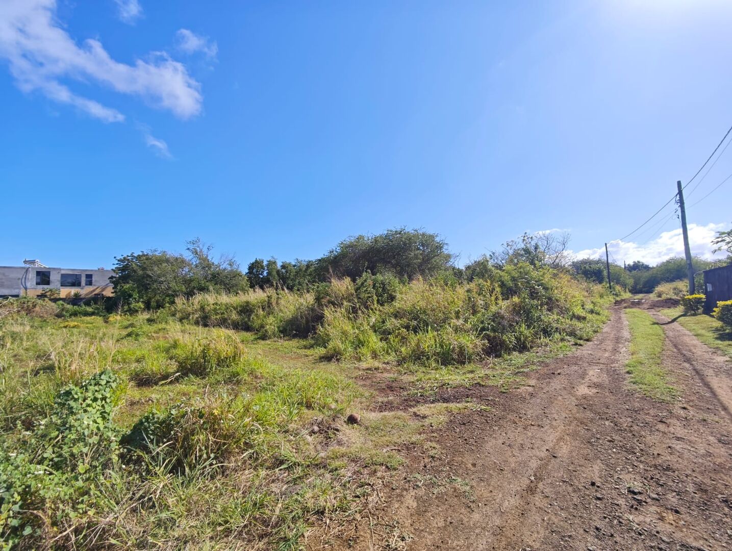 FOR SALE – RESIDENTIAL PLOT IN CALODYNE - NORTH – Calodyne