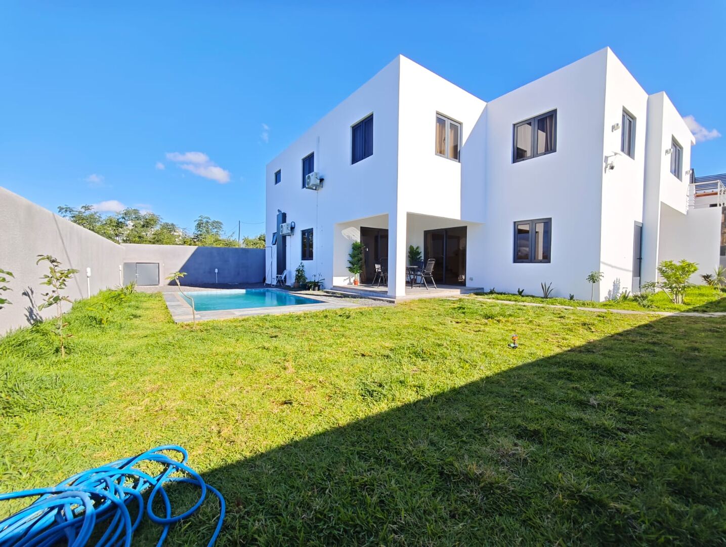 For rent - Villas & Houses - The Vale