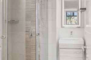 3rd Bathroom 2  Copy