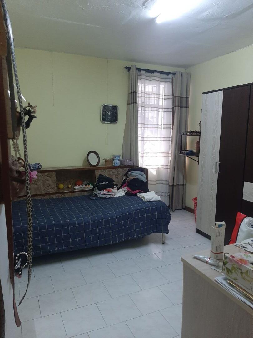Maison à vendre à Petit Verger Moka avec 4 petits appartements.