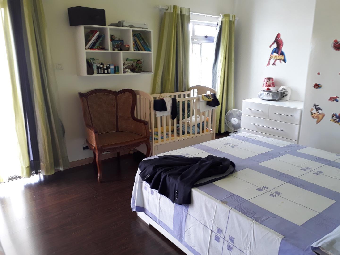 Grande maison de 5 chambres à vendre à Floréal dans un quartier tres chic sur un terrain de 36 perches.