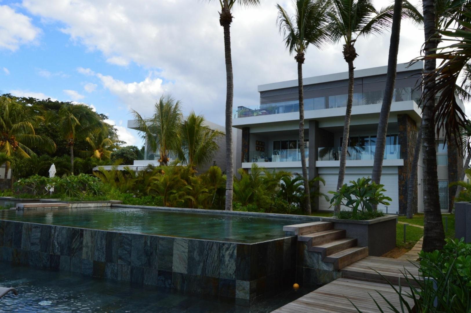 Un superbe appartement en bord de mer à Pointe aux Cannoniers