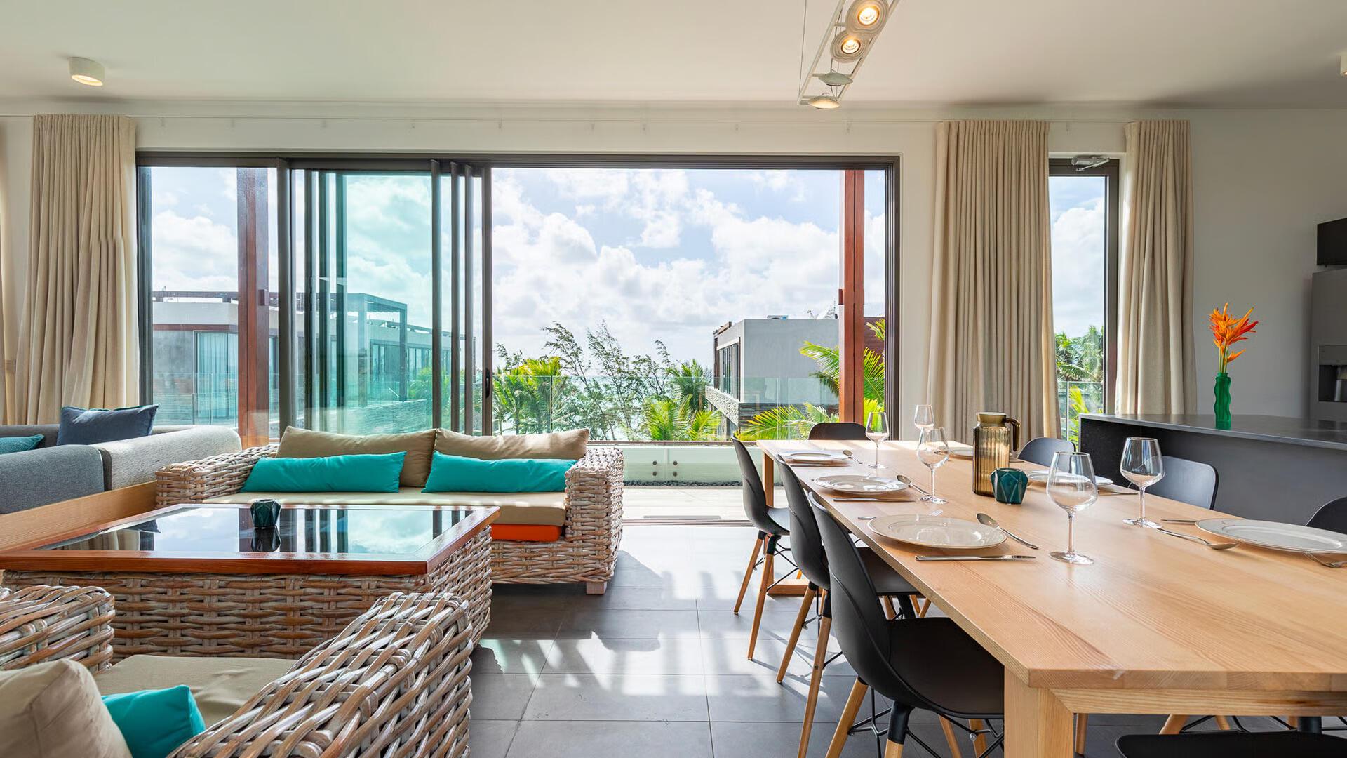 Penthouse en Bord de Mer à Vendre à Palmar | Vie de Luxe avec Accès Direct à une Plage de Sable Blanc