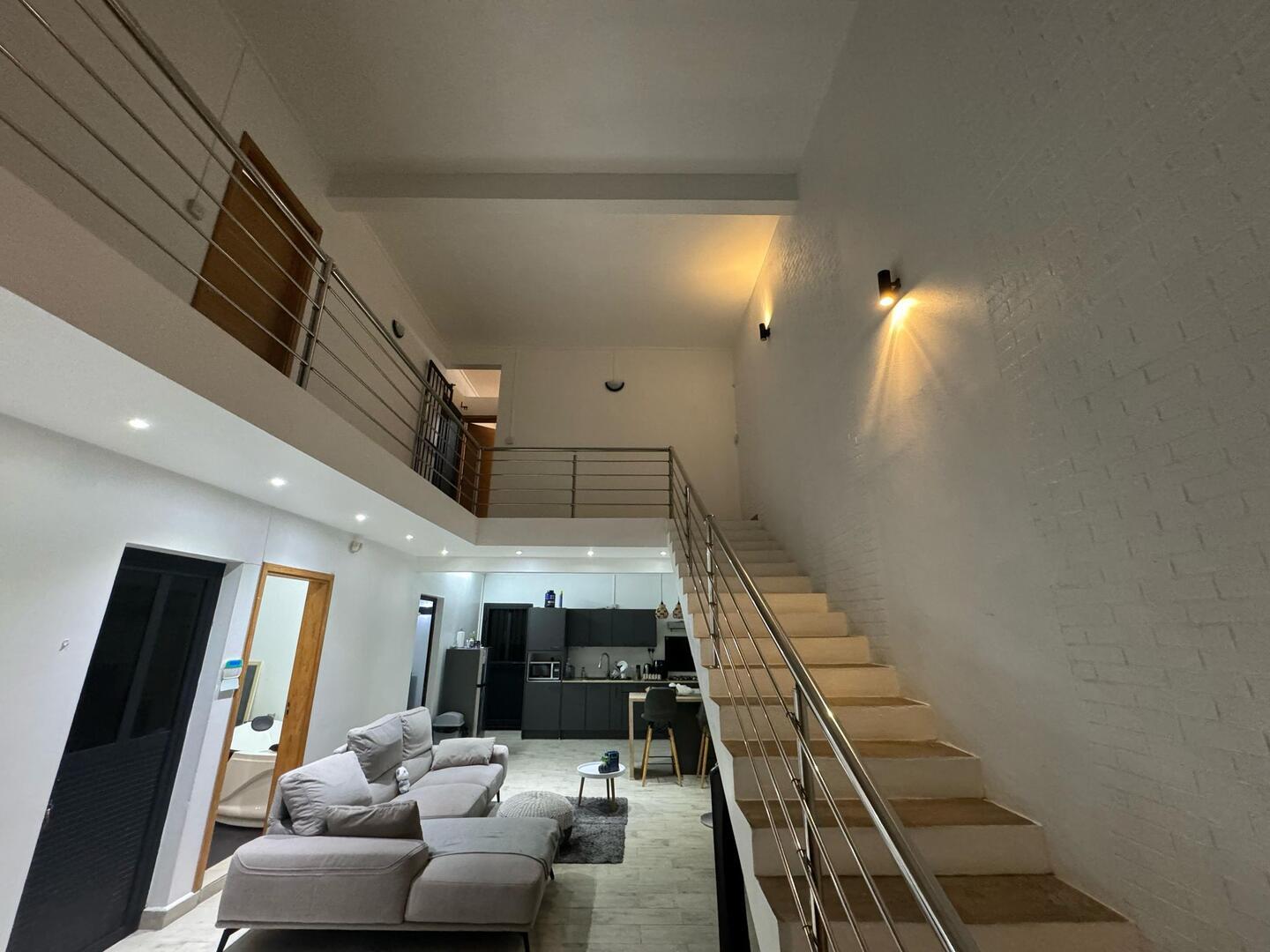 Villa Moderne de 3 Chambres à Vendre à Belle Mare au Morcellement Lakeview – Élégance et Sérénité en Bord de Lac