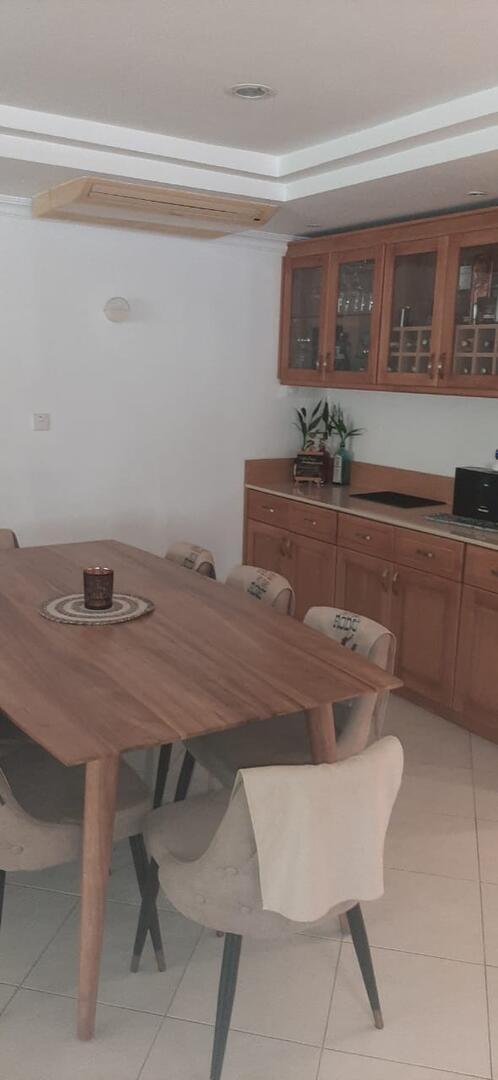 Penthouse à Vendre à Quatre Bornes – 350 m² de Luxe Moderne