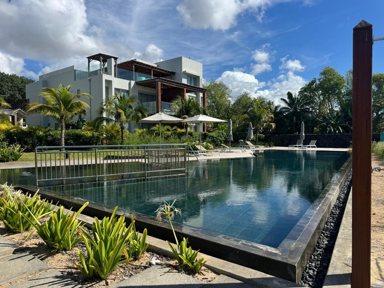 Penthouse en bord de mer à vendre – Pointe aux Piments