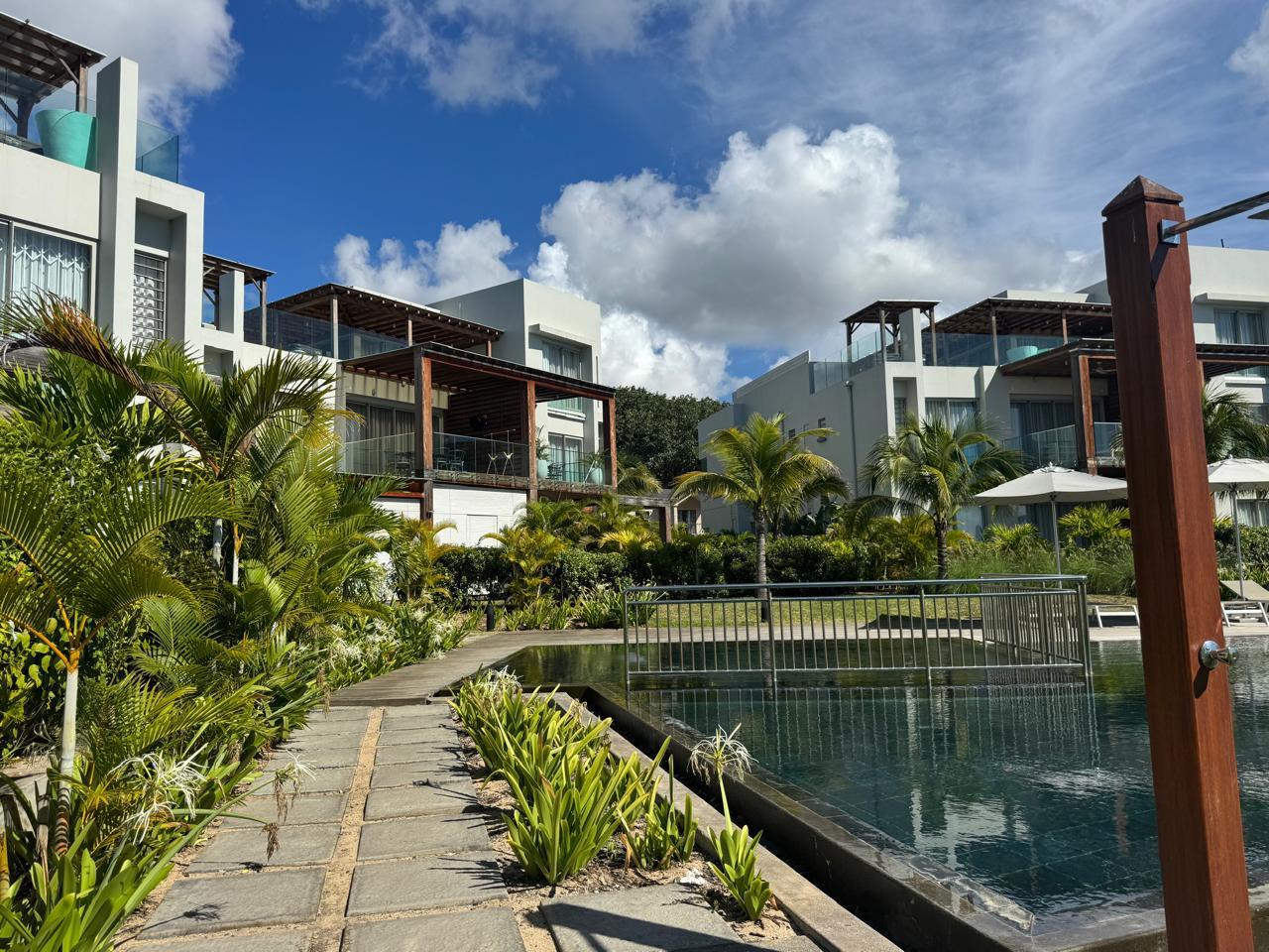 Penthouse en bord de mer à vendre – Pointe aux Piments