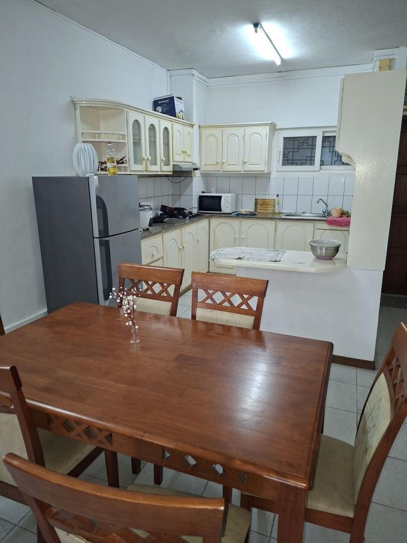 Appartement Meublé de 3 Chambres à Vendre au Centre de Quatre Bornes