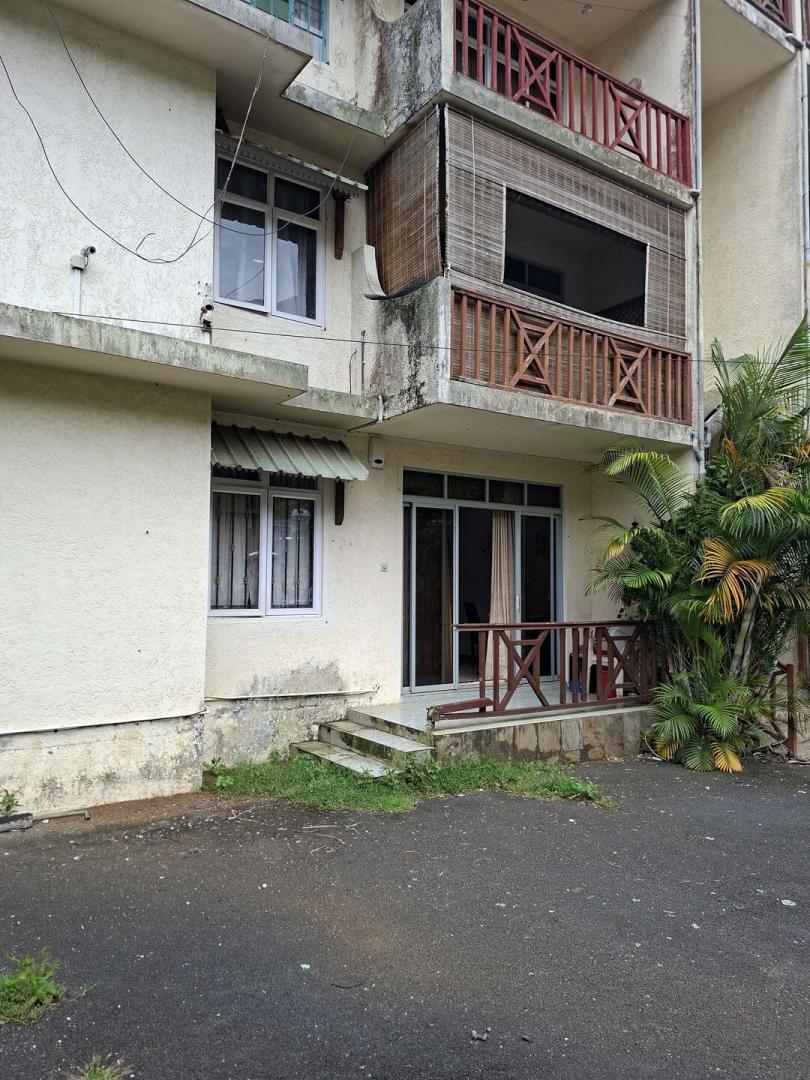 Appartement à vendre à Bois Chéri Road, Moka – 2 chambres avec vue magnifique sur les montagnes