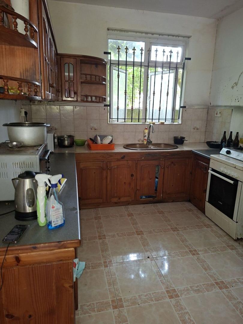 Appartement à vendre à Bois Chéri Road, Moka – 2 chambres avec vue magnifique sur les montagnes
