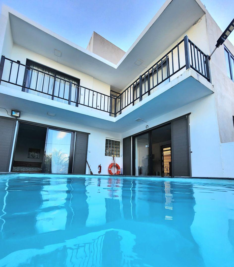 Villas à vendre à La Gaulette – Vue mer avec licence touristique