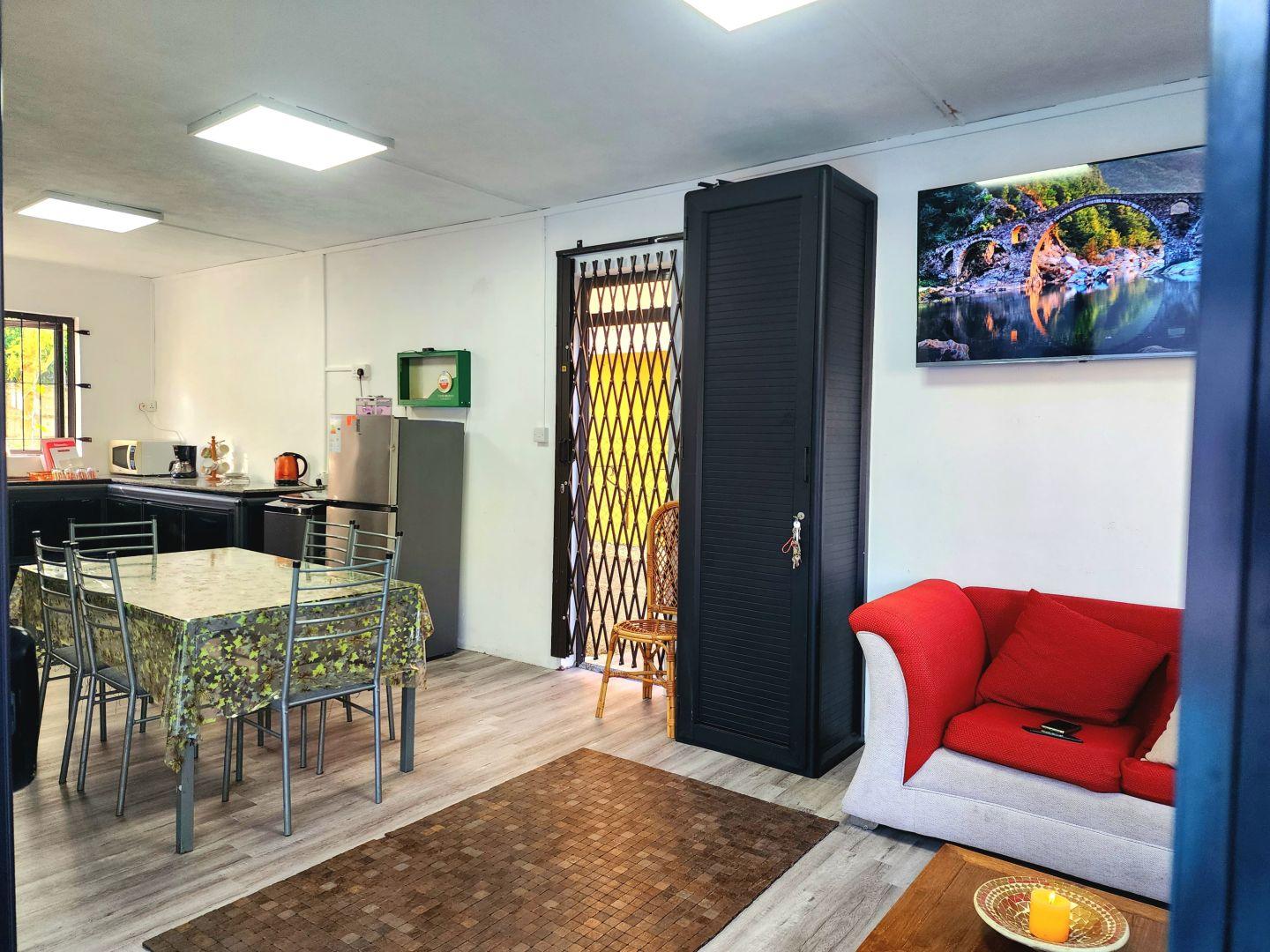 Villas à vendre à La Gaulette – Vue mer avec licence touristique
