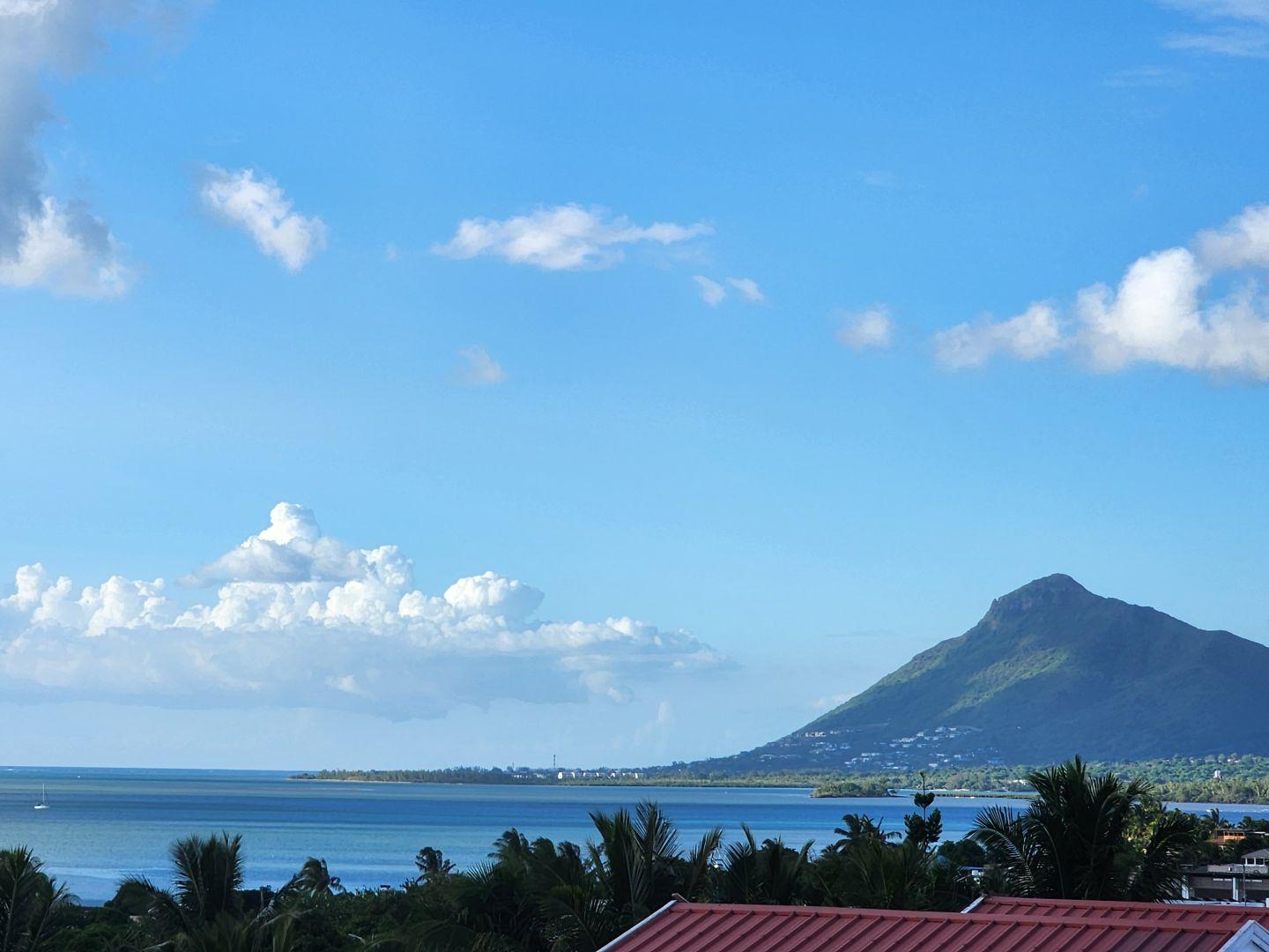 Villas à vendre à La Gaulette – Vue mer avec licence touristique