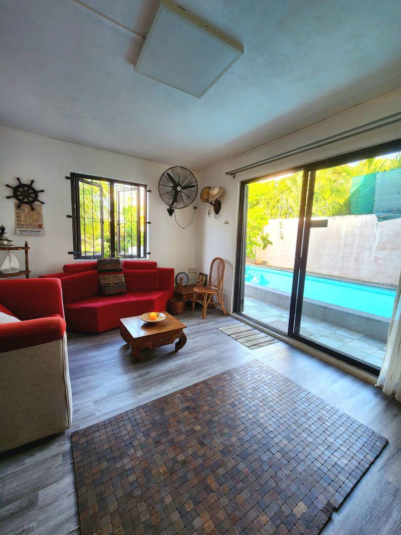 Villas à vendre à La Gaulette – Vue mer avec licence touristique