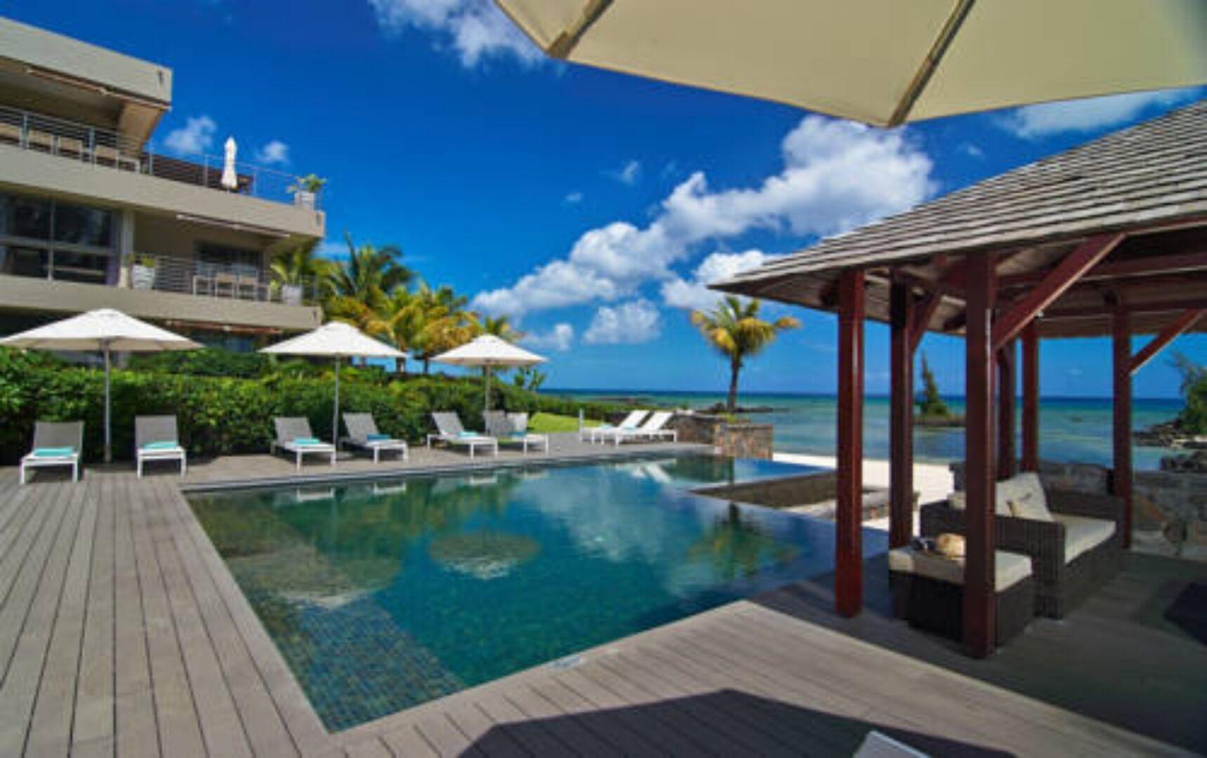 Appartement de luxe 4 chambres en bord de mer à louer dans la résidence en front de mer, Pointe aux Biches