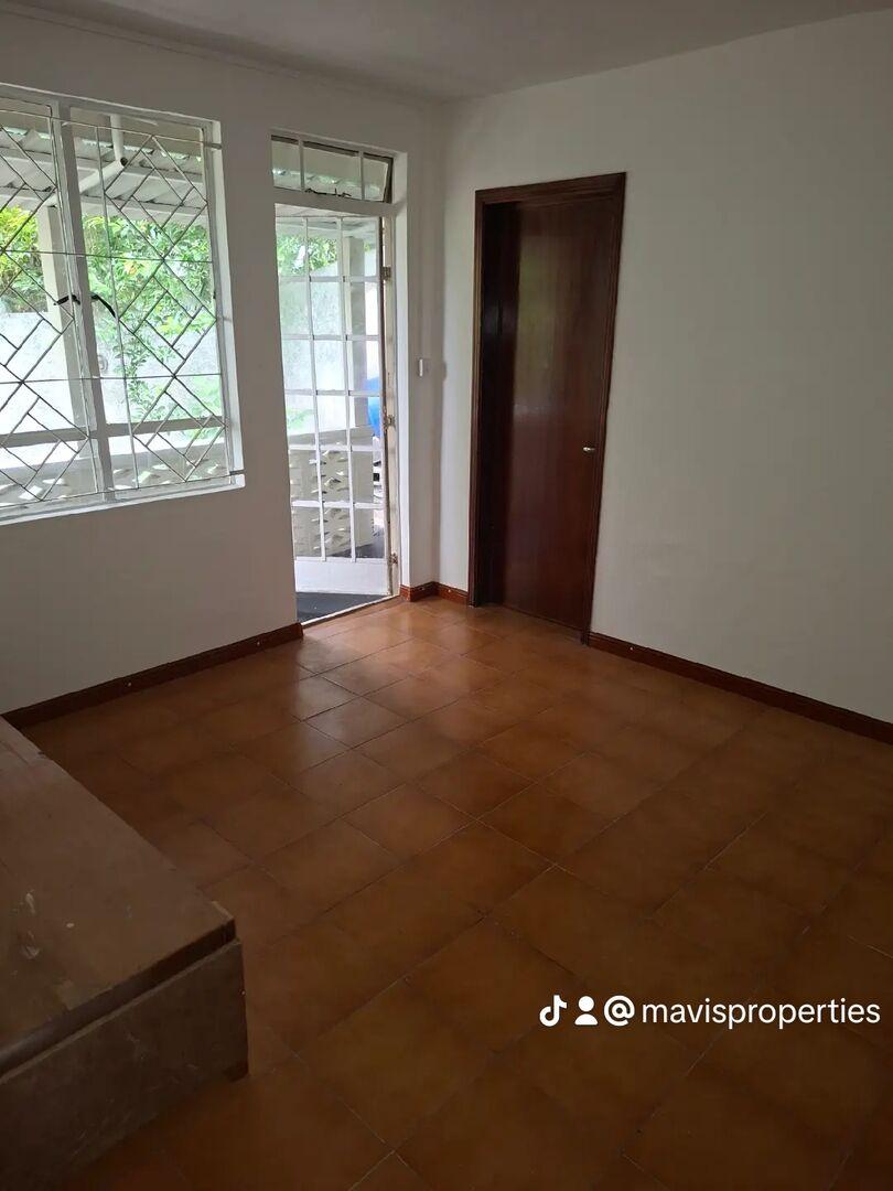 Maison à vendre – 34 perches à Floréal, Maurice | Maison familiale avec studio & appartement indépendant