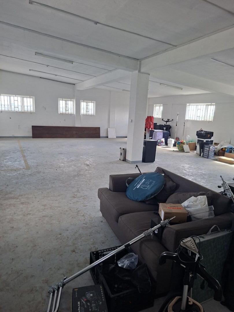 Espace commercial de 500 m² à louer sur Military Road, Port-Louis – Emplacement stratégique pour votre entreprise
