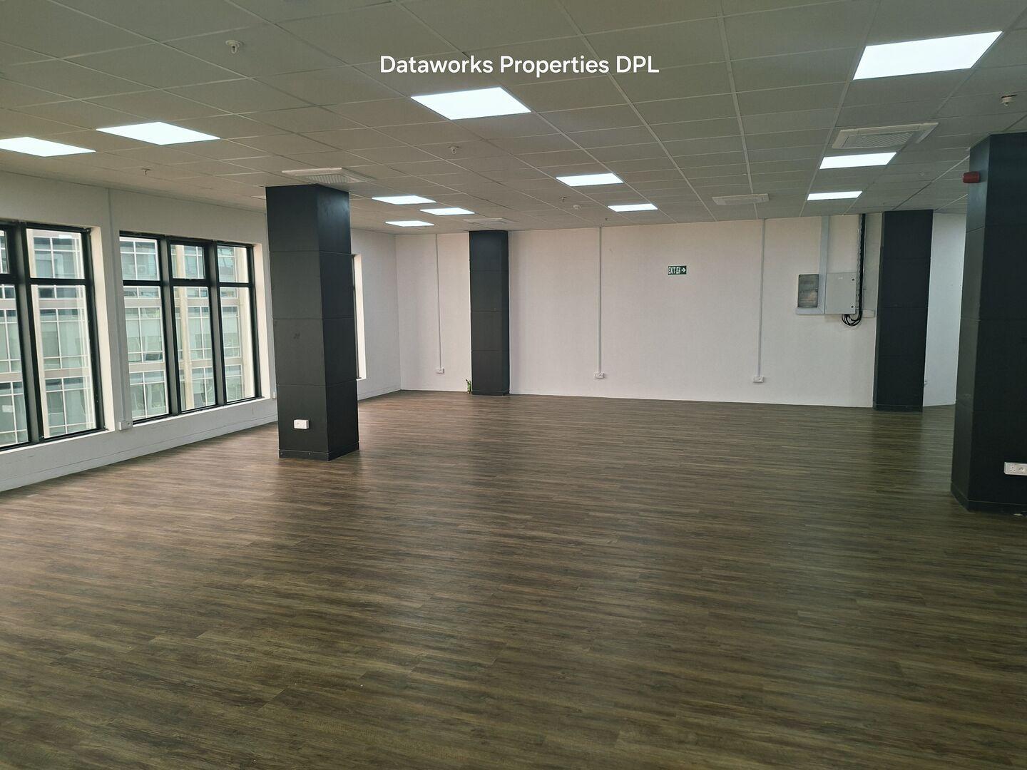 Bureau Moderne à Louer à Cybercity, Ébène – 170 m² avec 2 Places de Parking