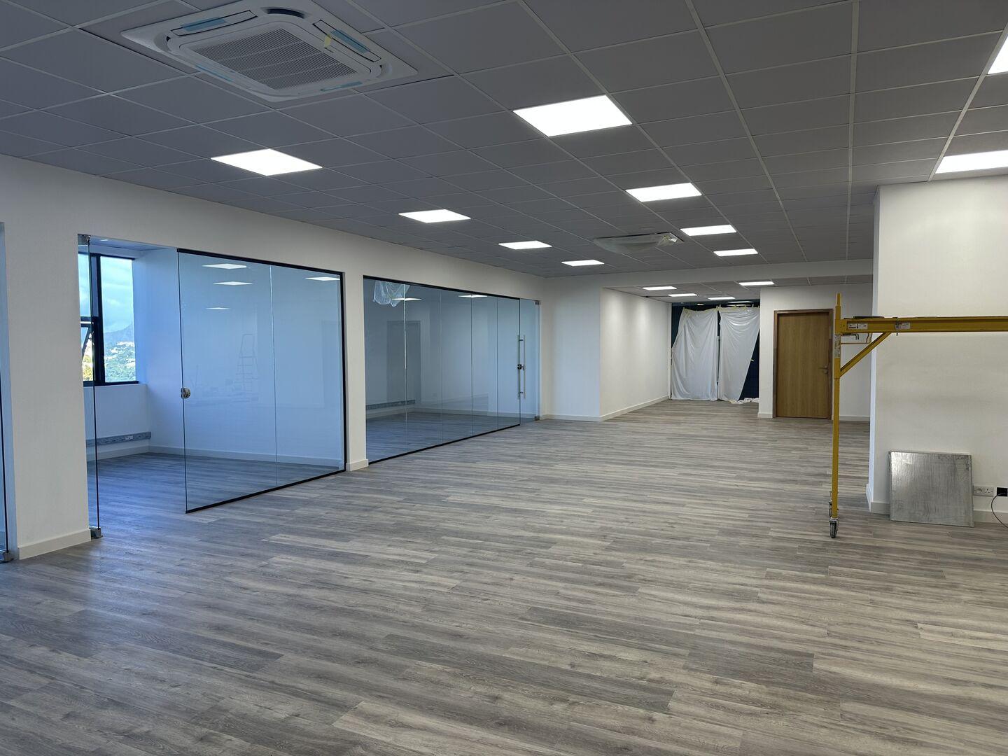 Bureau à louer à Cybercity Ébène | Bureau entièrement équipé de 265 m² | Île Maurice
