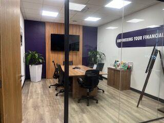 Bureau entièrement équipé à louer à Cybercity Ebène – Espace de travail d'entreprise premium de 170 m²