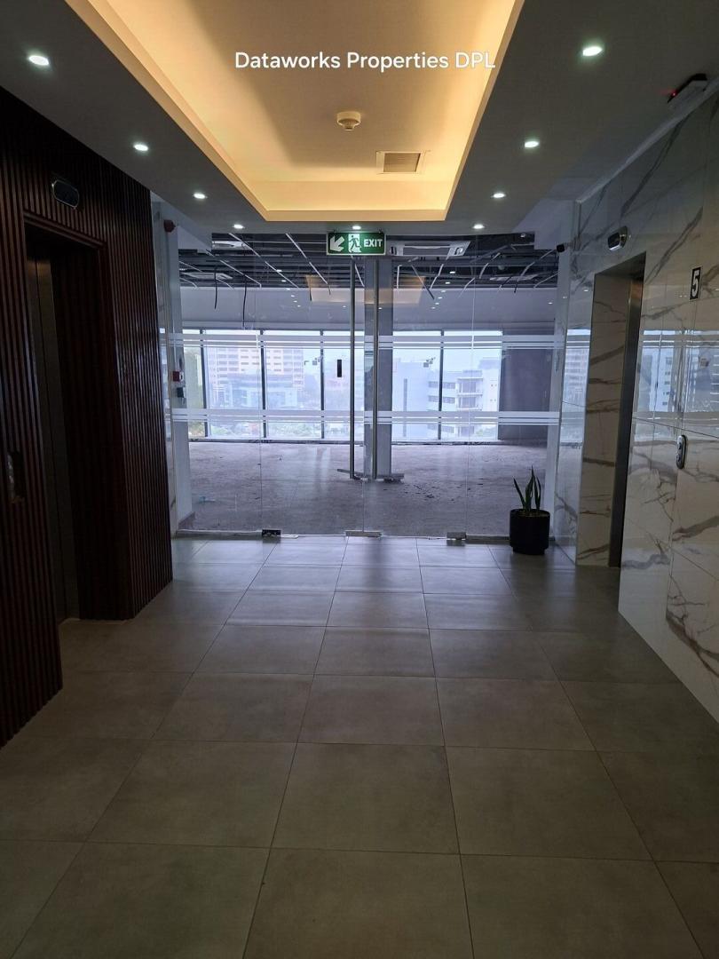 Bureau Premium à Louer à Cybercity, Ébène – 350 m² d'Espaces Professionnel