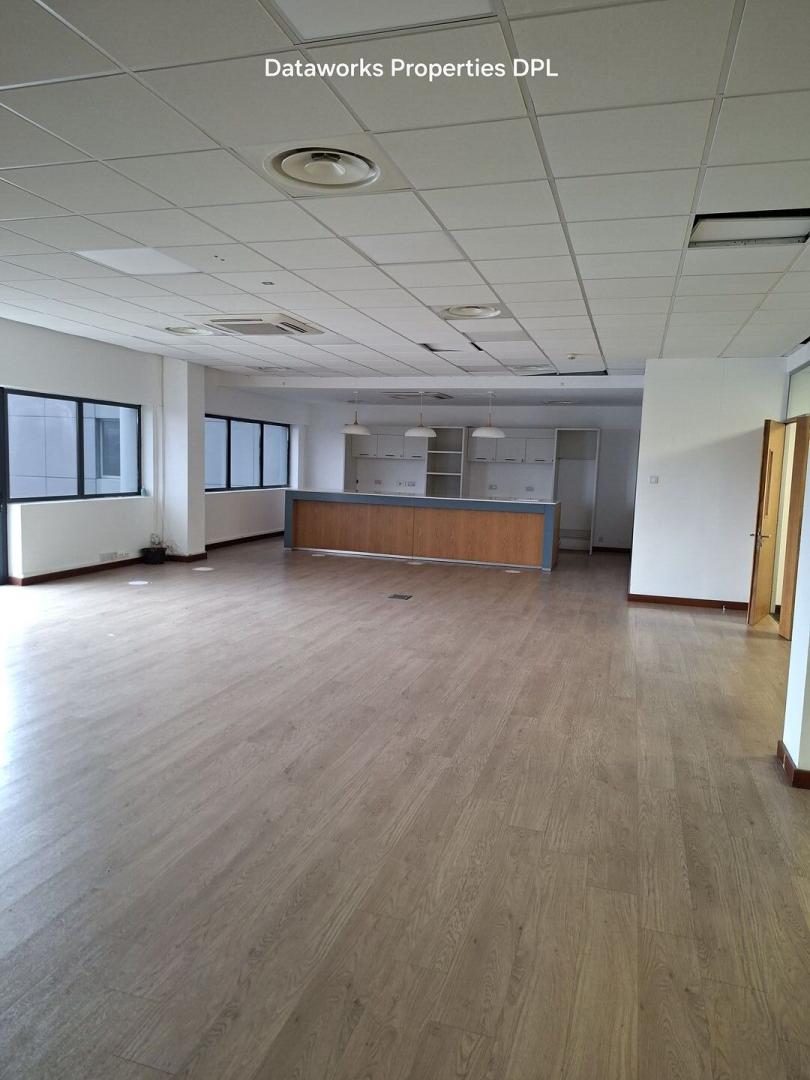 Bureau Premium à Louer à Cybercity, Ébène – 350 m² d'Espaces Professionnel
