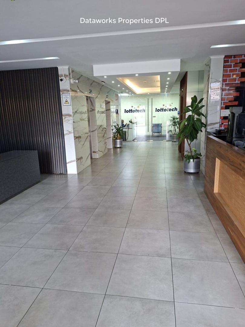 Bureau Premium à Louer à Cybercity, Ébène – 350 m² d'Espaces Professionnel