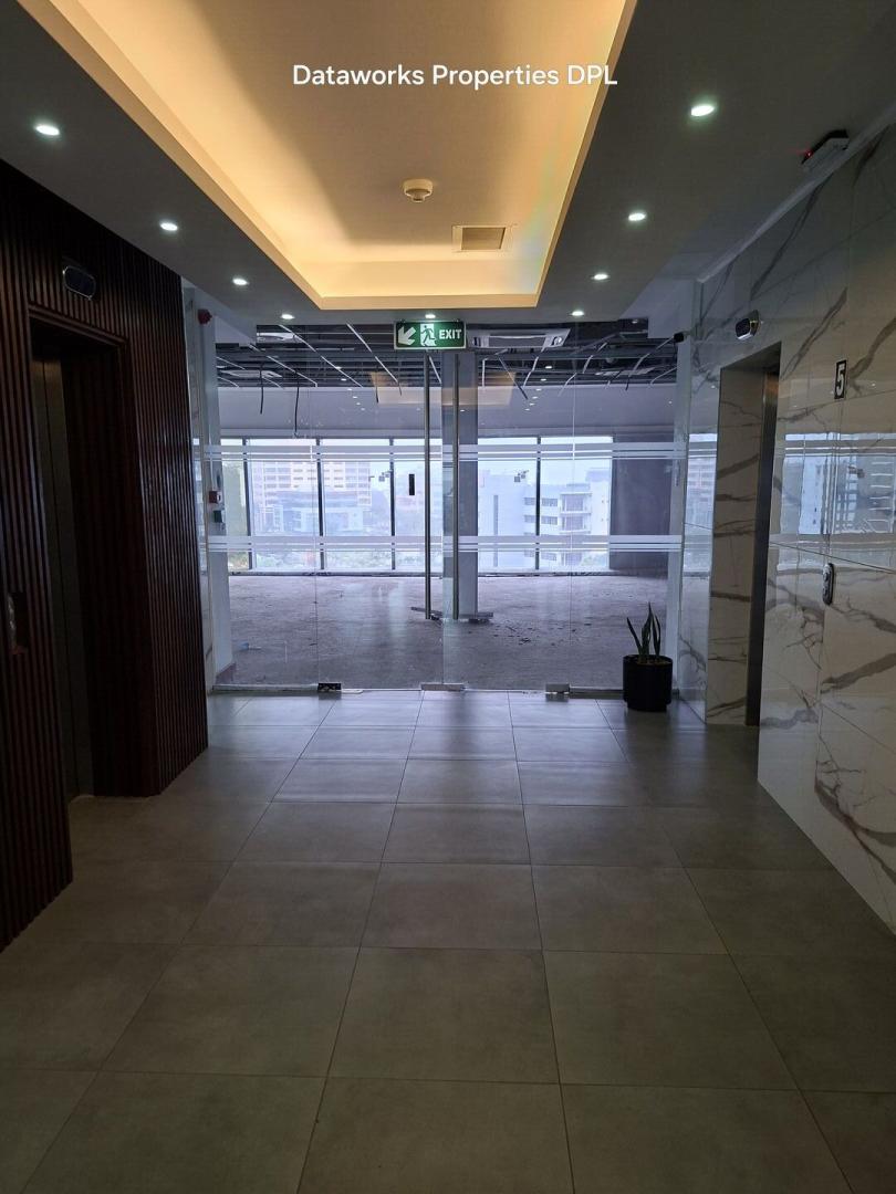 Bureau haut de gamme à louer à Cybercity, Ébène | Espace commercial de 1 500 m² entièrement aménagé