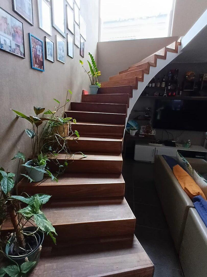 Maison de luxe de 4 chambres à vendre à Boulet Rouge, Flacq, île Maurice – Maison familiale entièrement meublée avec jacuzzi