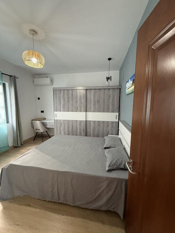 Villa de luxe de 4 chambres à vendre à Grand Baie – À distance de marche du Super U | Piscine privée | Entièrement meublée