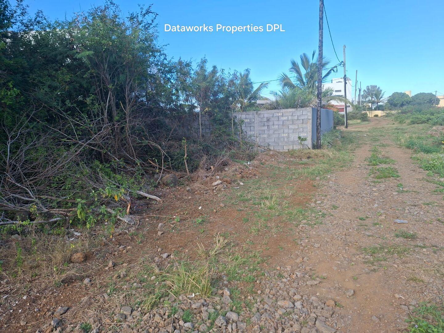 Terrain de 11,48 Perches à Vendre à Pereybère – Une Adresse de Choix dans le Nord de l'Île Maurice