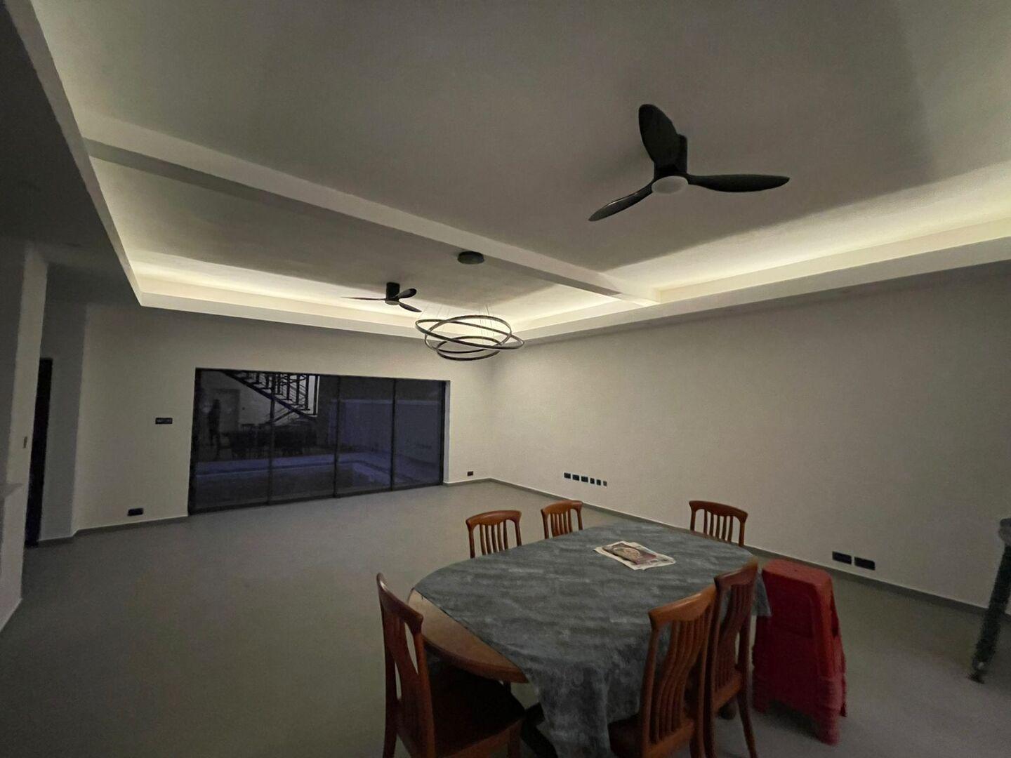 Duplex / Townhouse Neuf à Louer à Maurice avec Piscine Privée