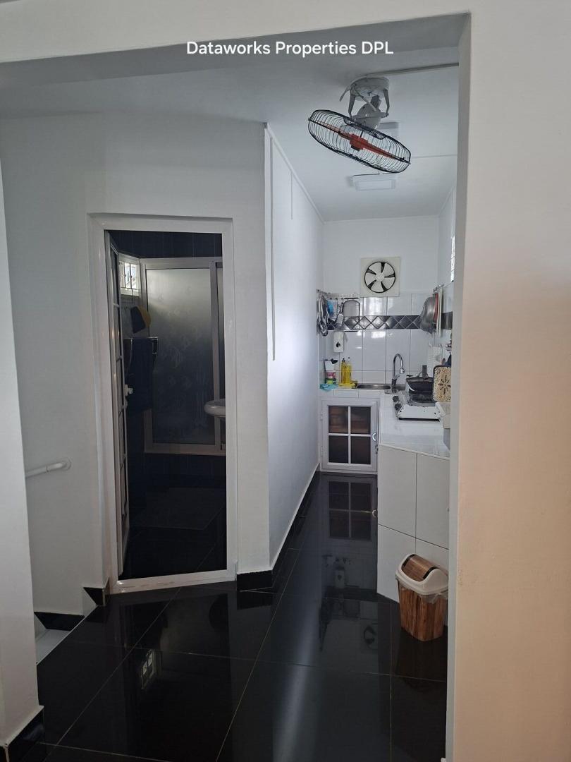 Villa à vendre à Flic en Flac – Grande villa familiale avec piscine, 4 chambres et garage 2 voitures