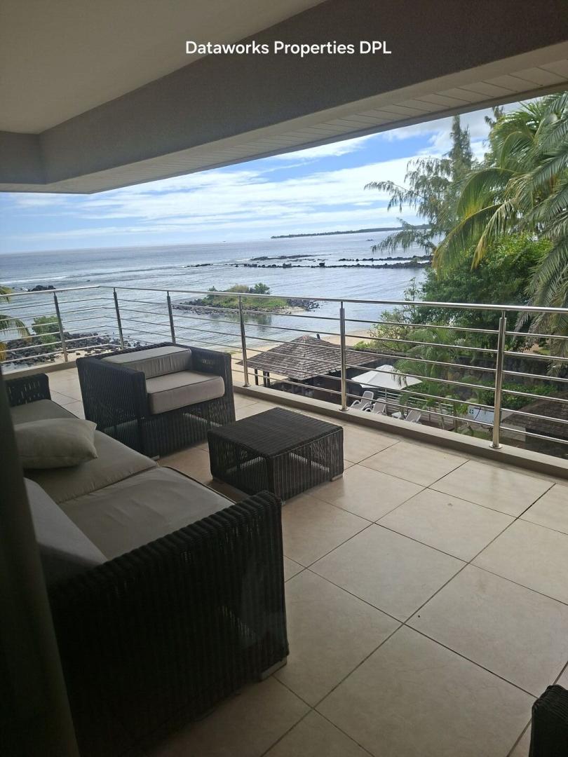 APPARTEMENT EN BORD DE MER À VENDRE — 3 CHAMBRES AVEC SALLE DE BAIN PRIVATIVE, VUE PANORAMIQUE SUR L'OCÉAN | ACCESSIBLE AUX ÉTRANGERS