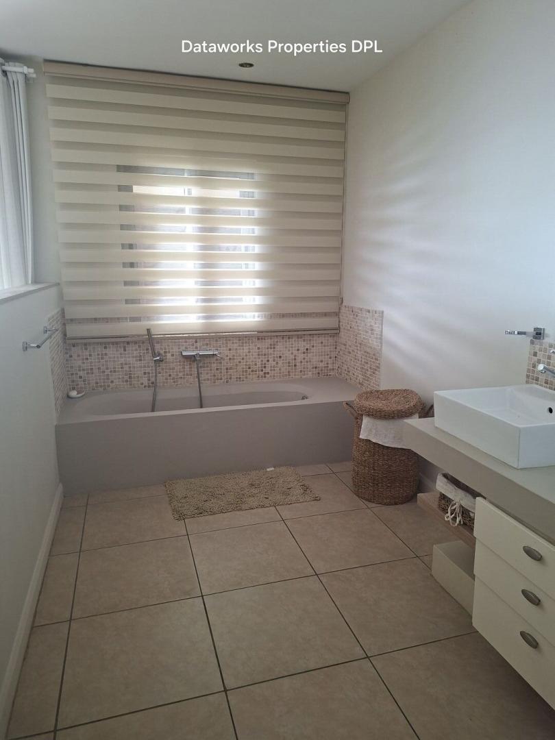 APPARTEMENT EN BORD DE MER À VENDRE — 3 CHAMBRES AVEC SALLE DE BAIN PRIVATIVE, VUE PANORAMIQUE SUR L'OCÉAN | ACCESSIBLE AUX ÉTRANGERS
