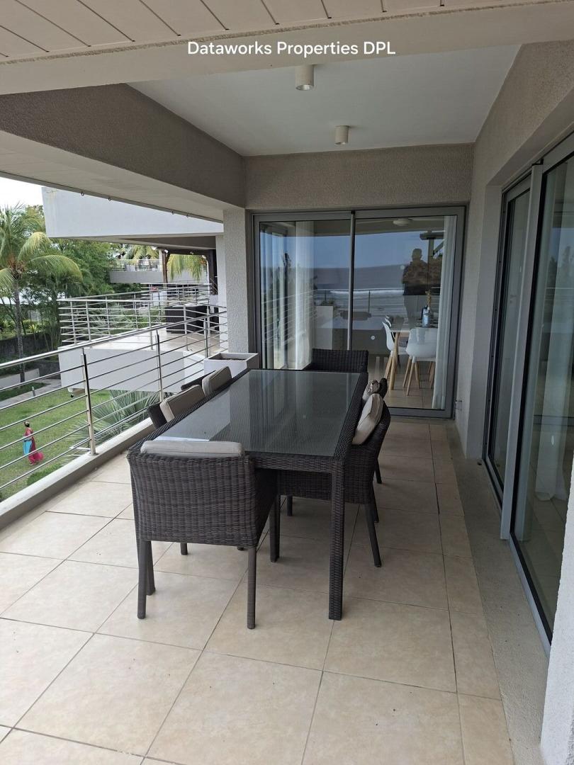 APPARTEMENT EN BORD DE MER À VENDRE — 3 CHAMBRES AVEC SALLE DE BAIN PRIVATIVE, VUE PANORAMIQUE SUR L'OCÉAN | ACCESSIBLE AUX ÉTRANGERS