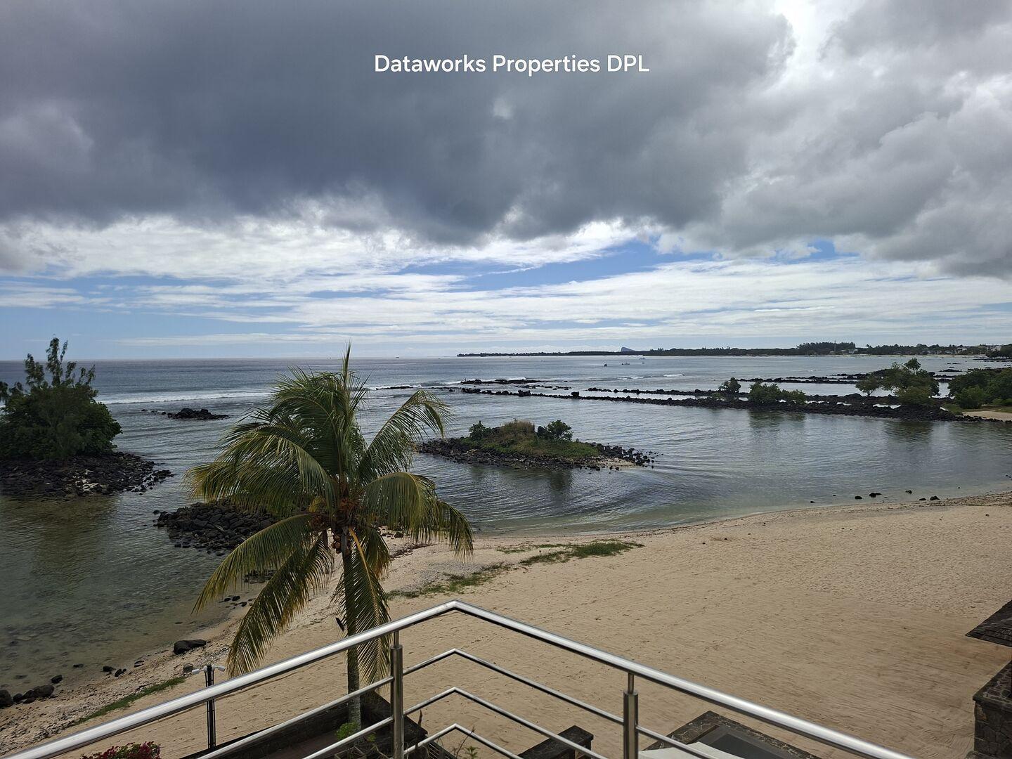 APPARTEMENT EN BORD DE MER À VENDRE — 3 CHAMBRES AVEC SALLE DE BAIN PRIVATIVE, VUE PANORAMIQUE SUR L'OCÉAN | ACCESSIBLE AUX ÉTRANGERS