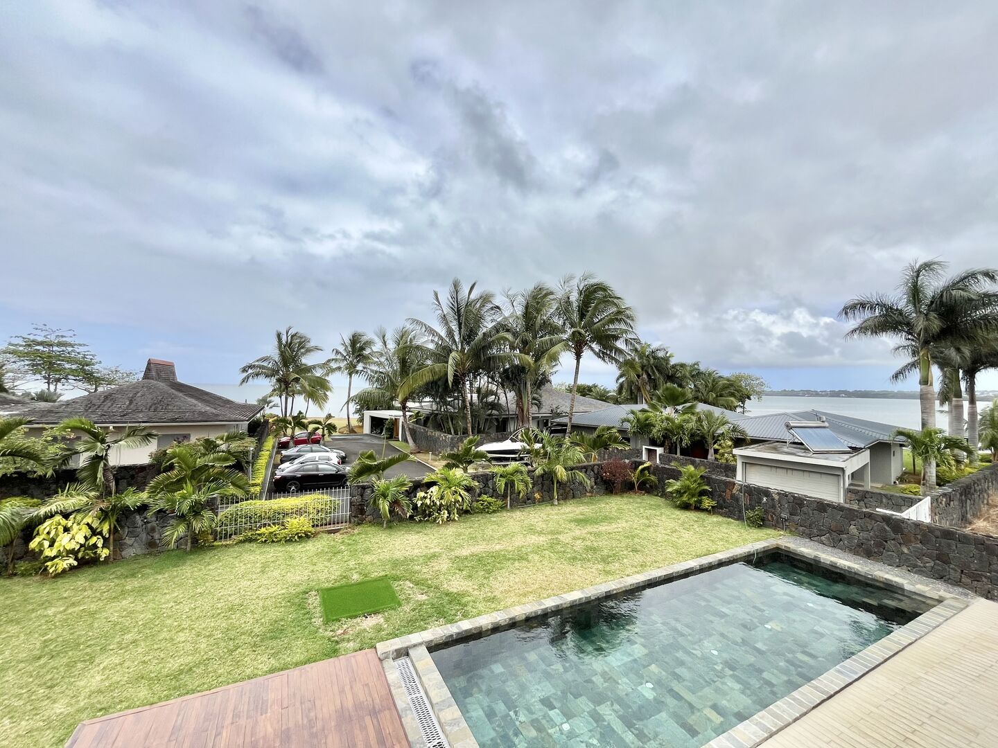 4 Bedroom Other's Image 6