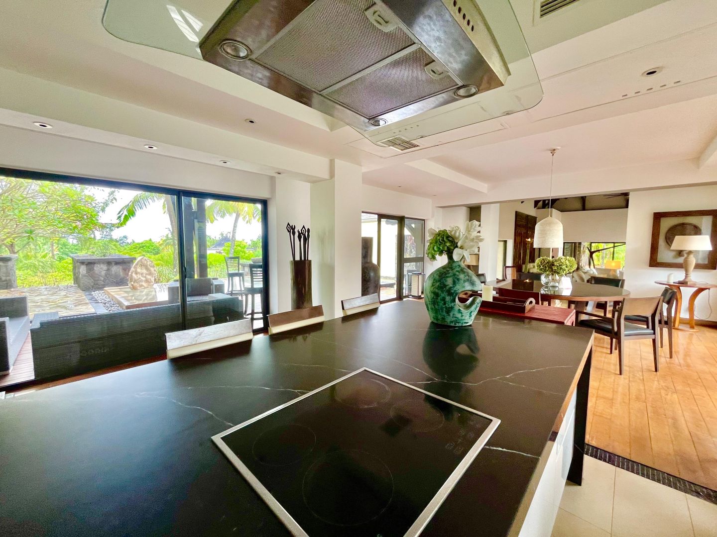 7 Bedroom Other's Image 8
