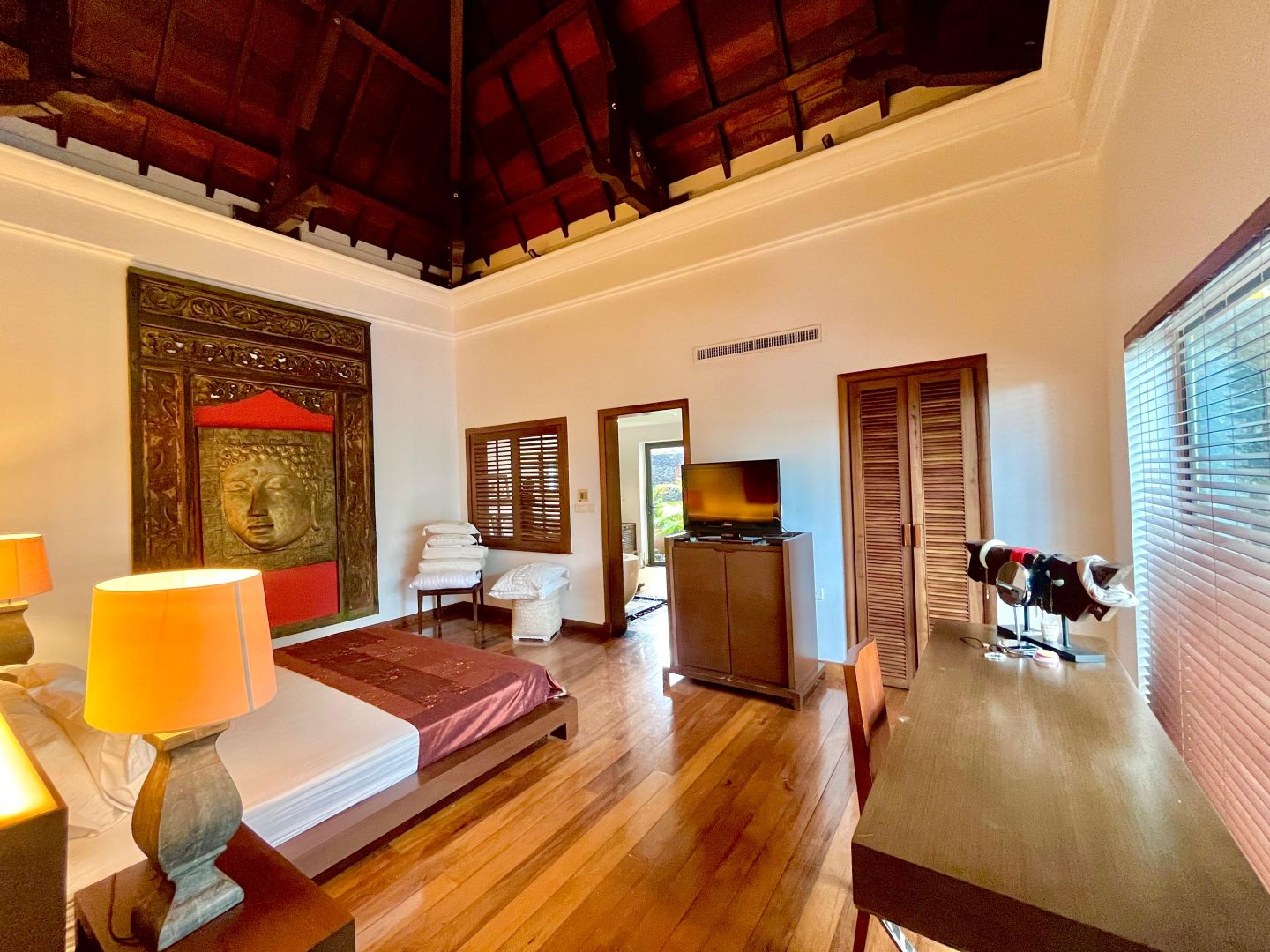 7 Bedroom Other's Image 11