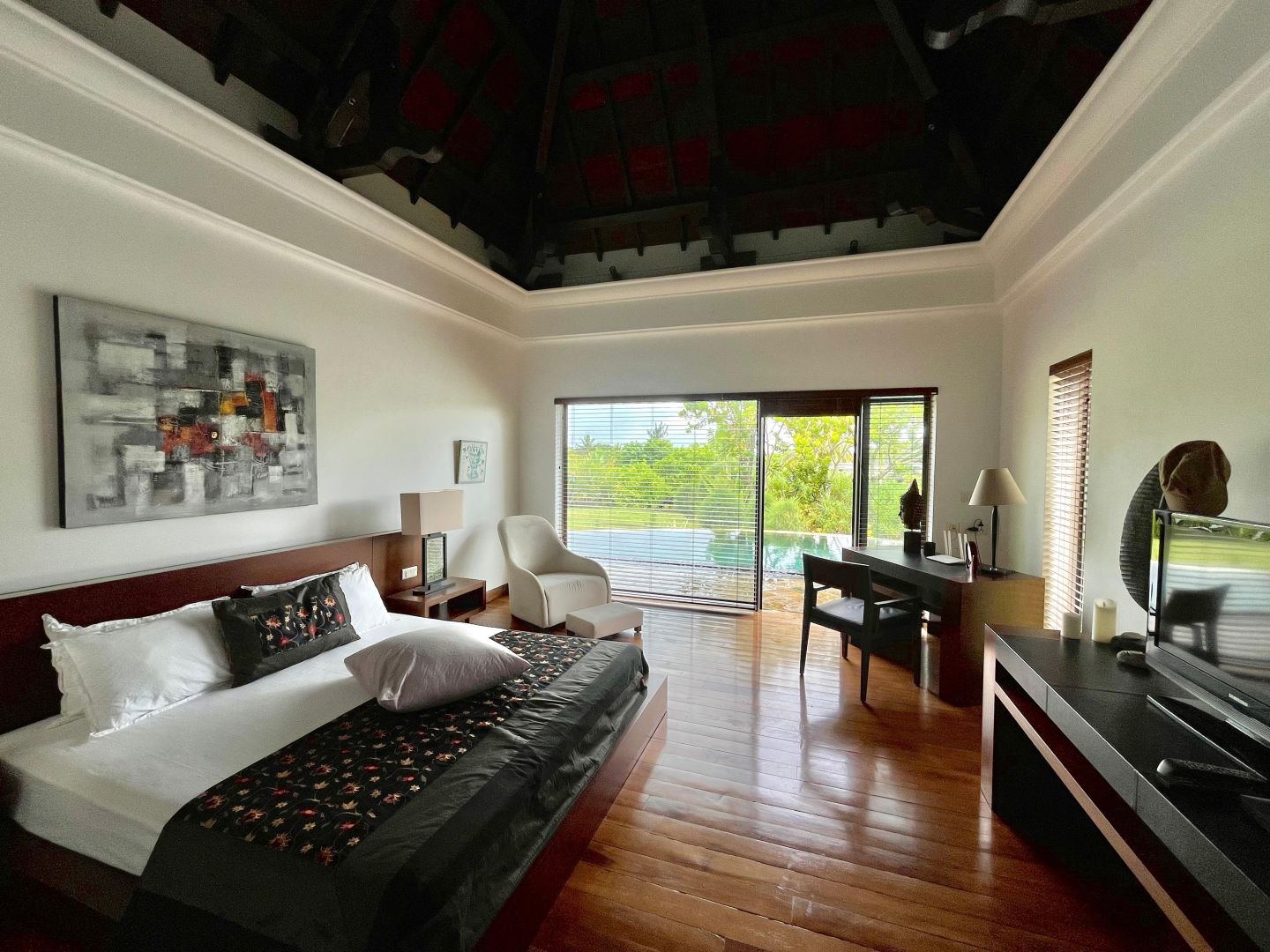 7 Bedroom Other's Image 13