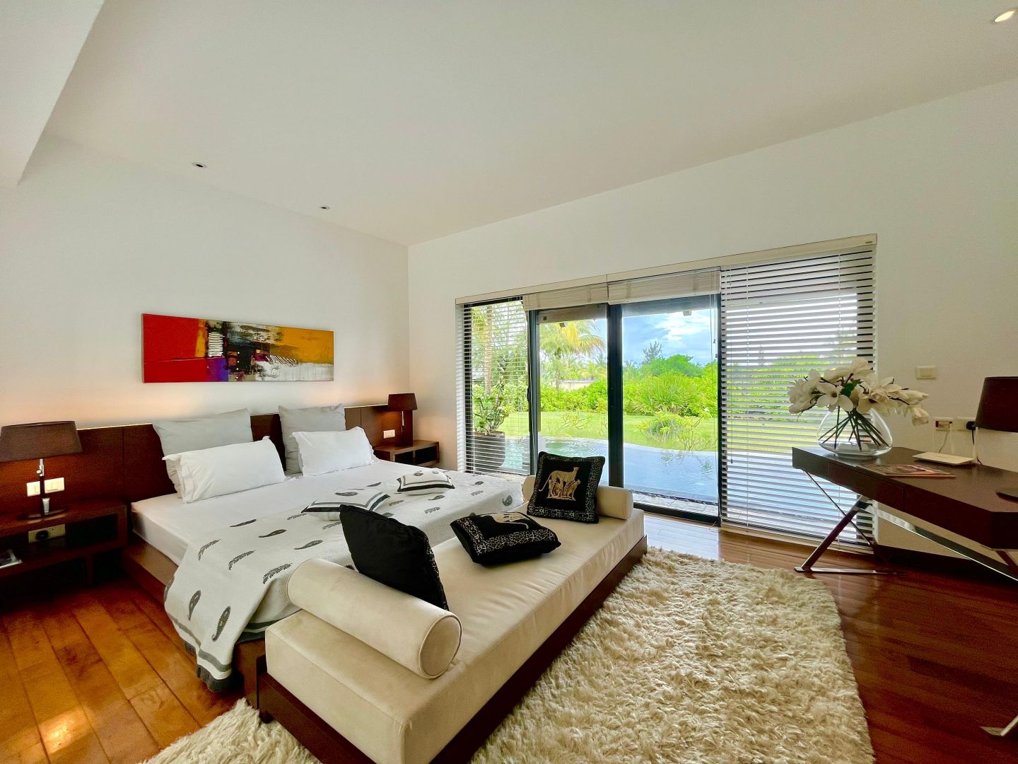 7 Bedroom Other's Image 14