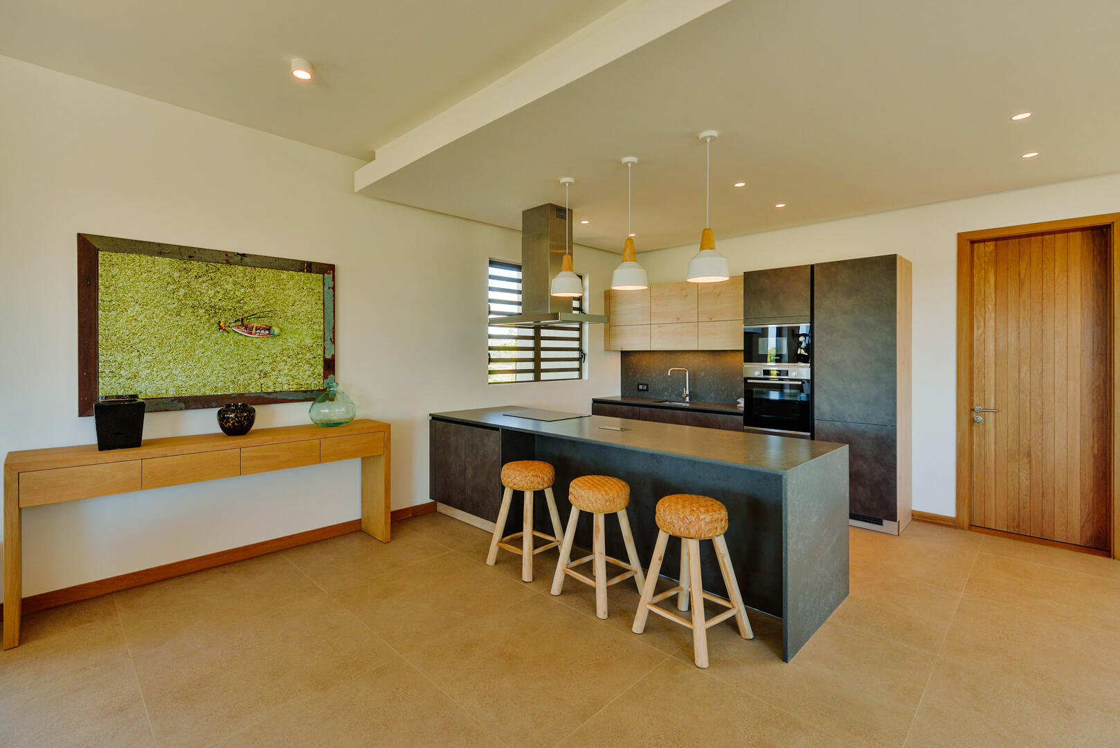 4 Bedroom Other's Image 10