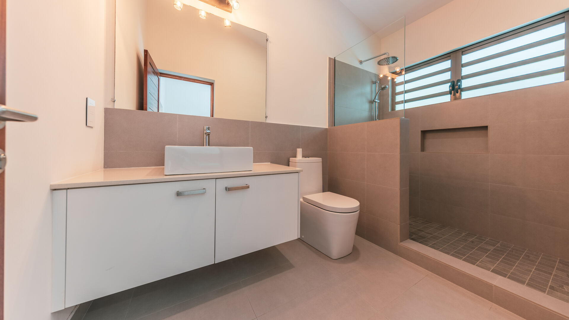 3 Bedroom Other's Image 16