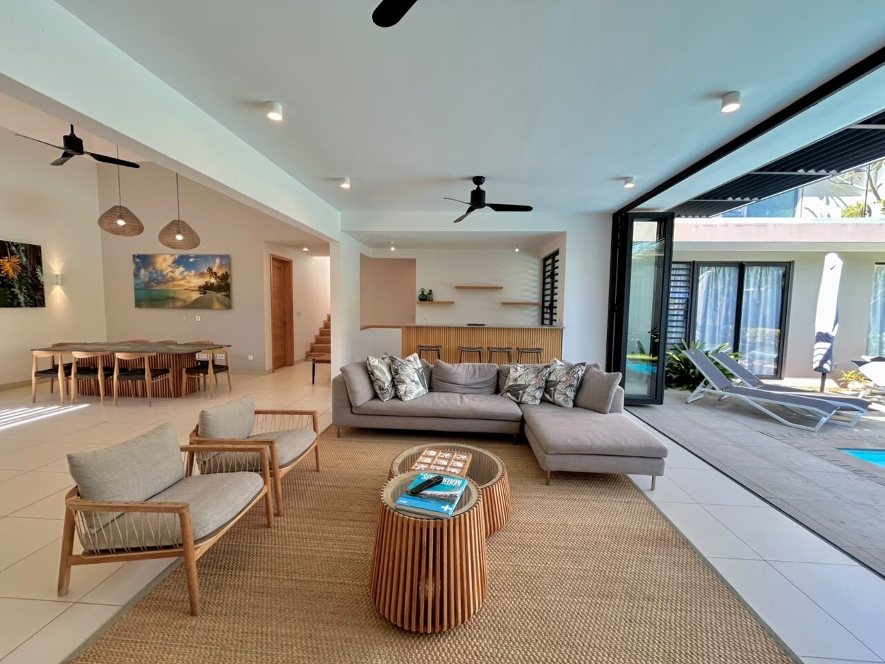 4 Bedroom Other's Image 4