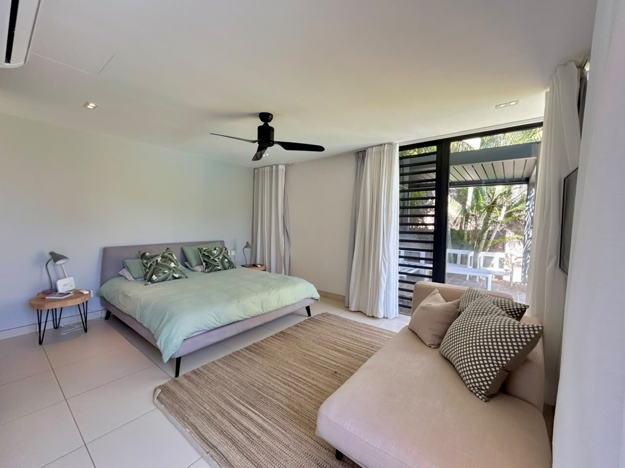 4 Bedroom Other's Image 10