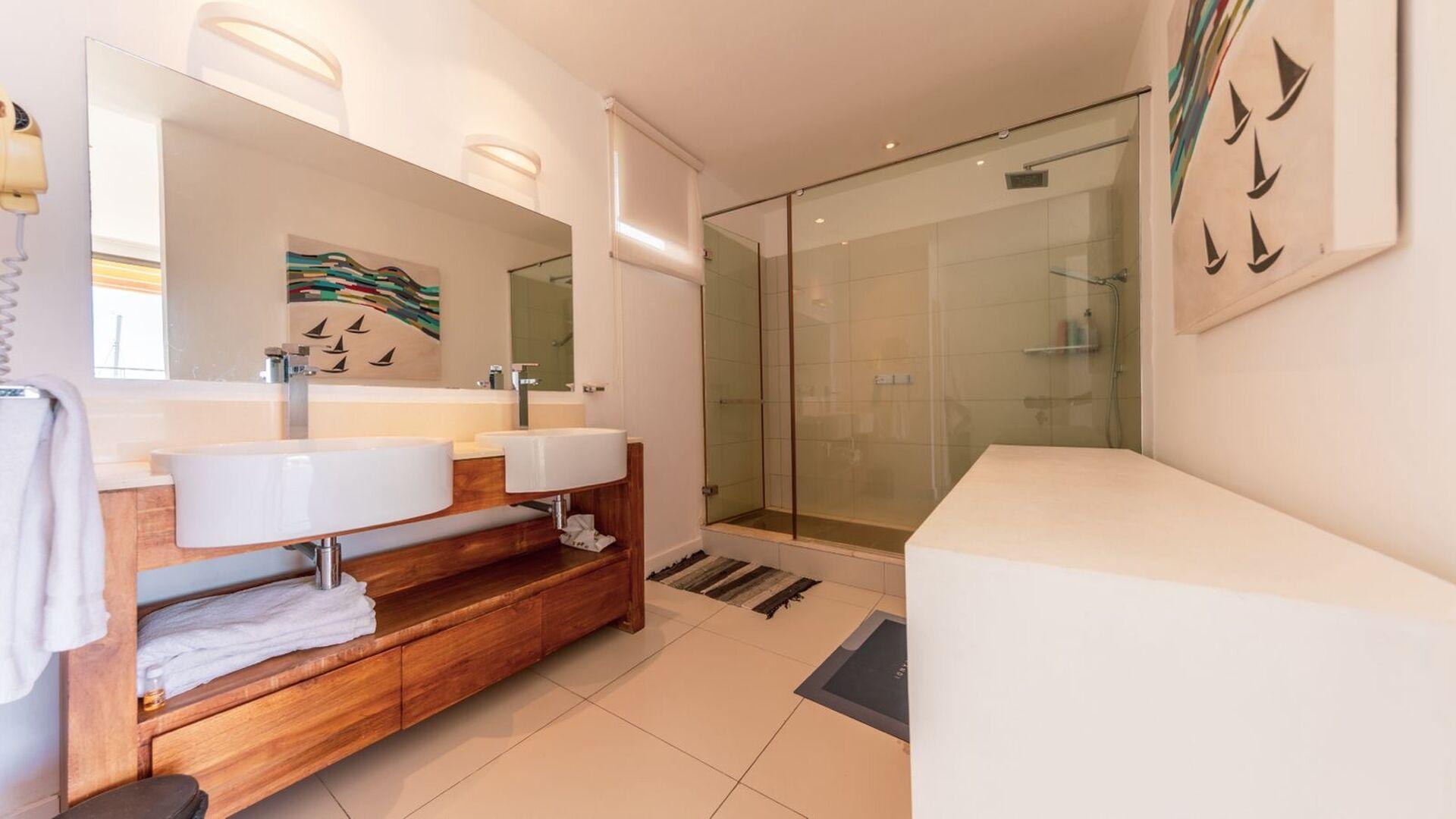 3 Bedroom Other's Image 3